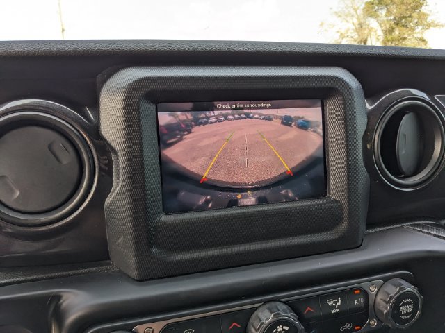 Used 2021 Jeep Wrangler Unlimited Sport AWD/4WD image 27