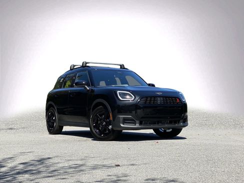 New 2026 MINI Cooper Countryman S image 2