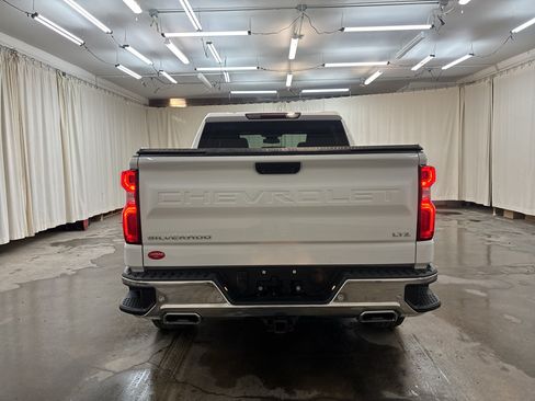 Used 2024 Chevrolet Silverado 1500 LTZ AWD/4WD image 6