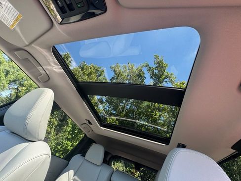 New 2025 Mitsubishi Outlander AWD image 37