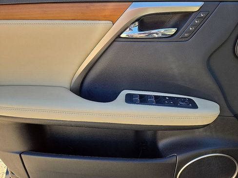 Used 2022 Lexus RX 350 FWD w/ Premium Package image 21