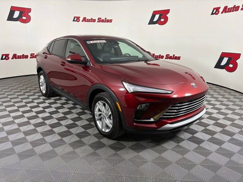 Used 2025 Buick Envista Sport Touring w/ Convenience II Package FWD image 10