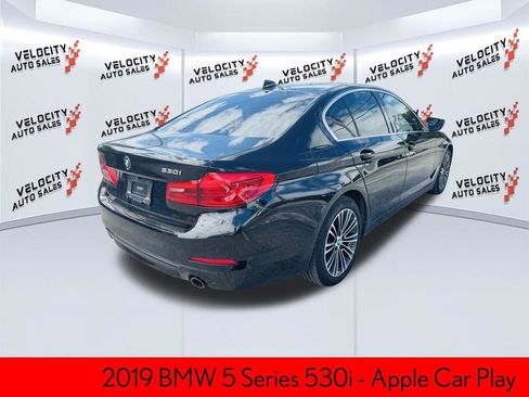 Used 2019 BMW 530i w/ Convenience Package image 3