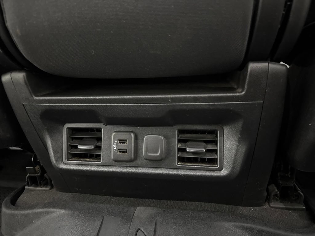 Used 2019 Chevrolet Silverado 1500 RST AWD/4WD image 32