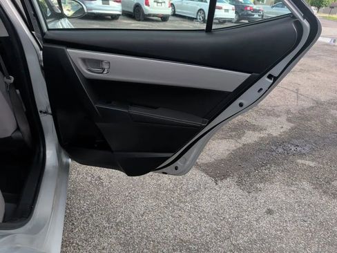 Used 2017 Toyota Corolla L FWD image 17