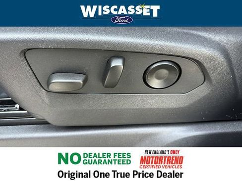 Used 2024 GMC Sierra 1500 AT4 w/ Technology Package image 24