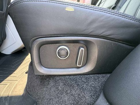 Used 2017 Land Rover Range Rover Supercharged image 54