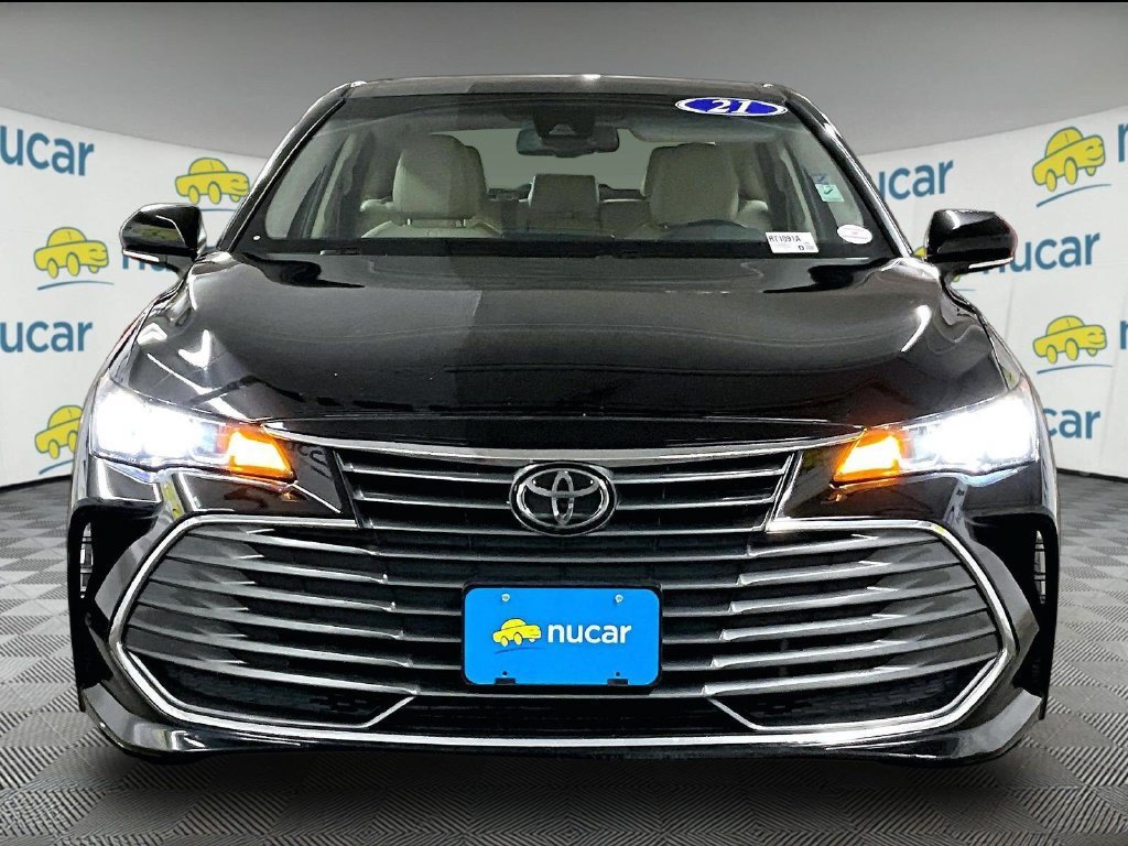 Used 2021 Toyota Avalon XLE AWD/4WD image 2