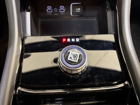 Used 2023 Jeep Grand Cherokee L Laredo image 21