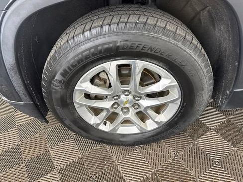 Used 2018 Chevrolet Traverse LT FWD image 28