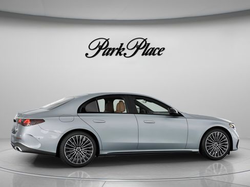 Used 2026 Mercedes-Benz E 350 Sedan image 24