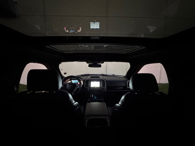 Used 2018 Ford F150 Raptor w/ Equipment Group 802A Luxury AWD/4WD image 21