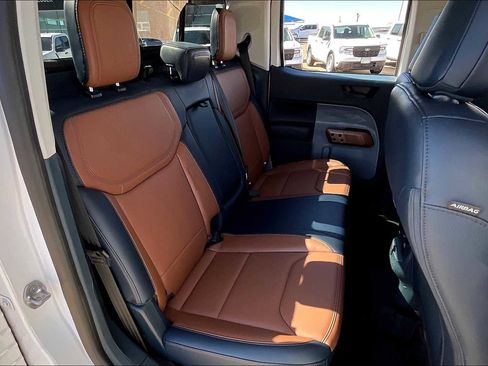 Used 2022 Ford Maverick Lariat w/ Lariat Luxury Package image 19