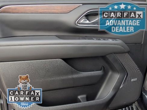 Used 2024 Chevrolet Suburban High Country image 18