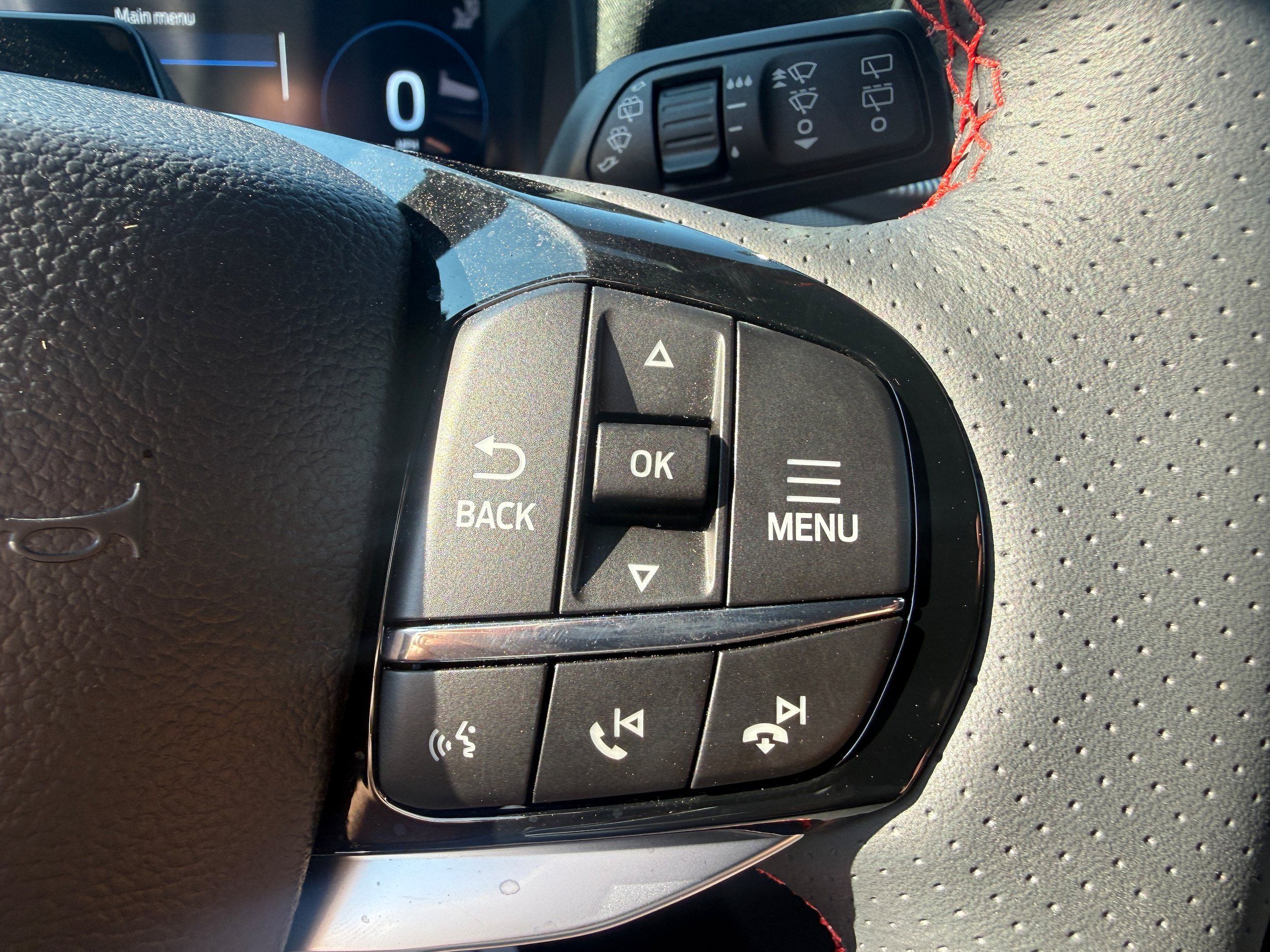 Used 2026 Ford Explorer ST-Line AWD/4WD image 17