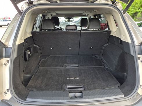 Used 2021 Nissan Rogue SL FWD image 25