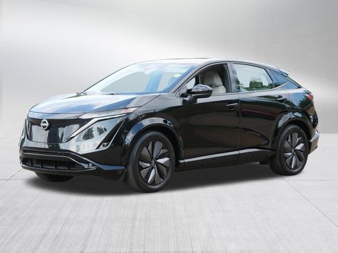 Certified 2023 Nissan Ariya AWD image 3