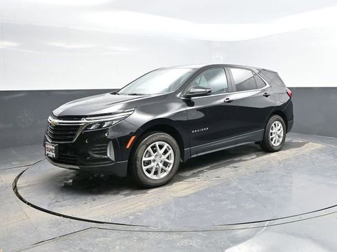 Used 2023 Chevrolet Equinox LT image 5