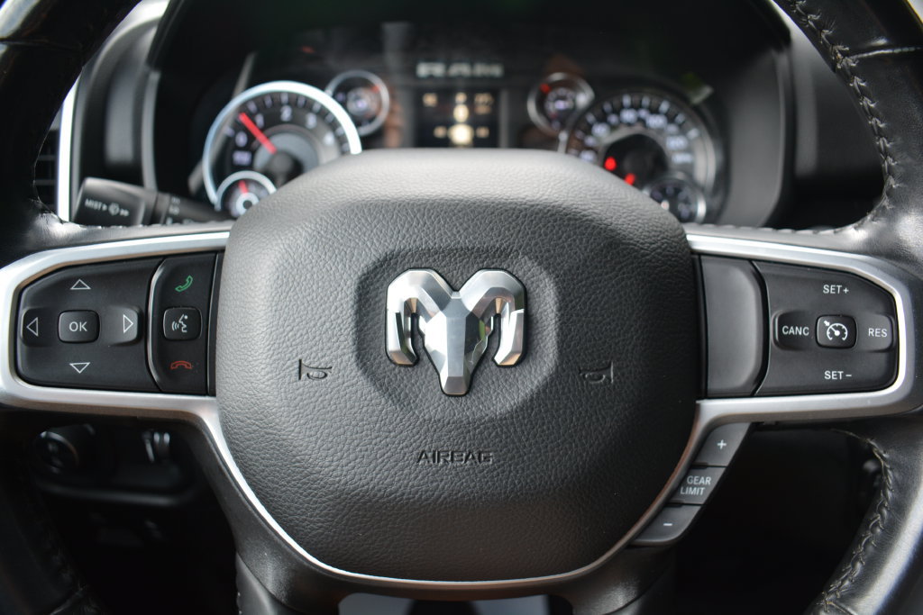 Used 2022 RAM 1500 Big Horn AWD/4WD image 11