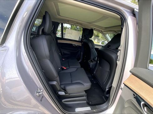 New 2026 Volvo XC90 B5 Plus w/ Protection Package AWD/4WD image 27