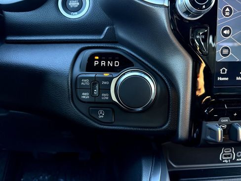 New 2026 RAM 1500 Big Horn AWD/4WD image 22