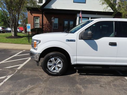 Used 2019 Ford F150 XLT image 2