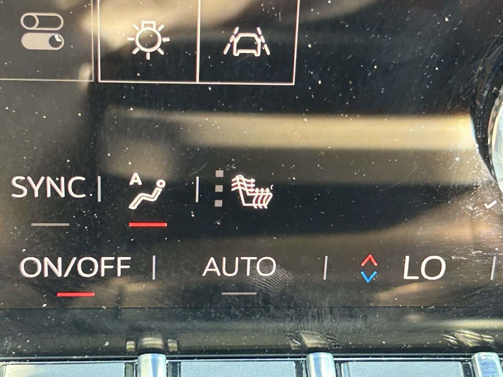 Used 2026 GMC Terrain Elevation w/ Elevation Premium Package AWD/4WD image 16