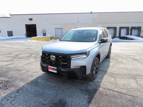 New 2026 Honda Pilot Black Edition image 1