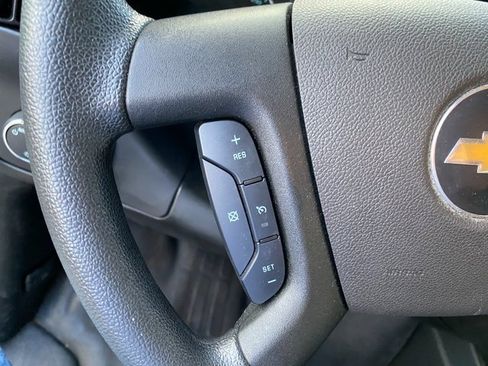 Certified 2023 Chevrolet Express 2500 w/ Driver Convenience Package image 25