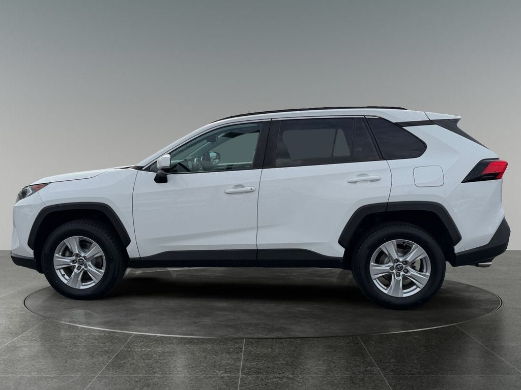 Used 2020 Toyota RAV4 XLE w/ Convenience Package AWD/4WD image 5
