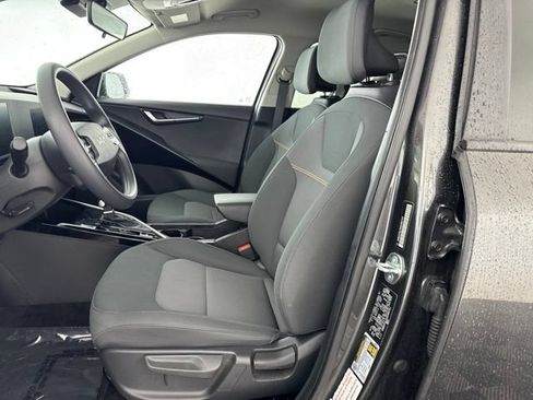Certified 2025 Kia Niro LX FWD image 23