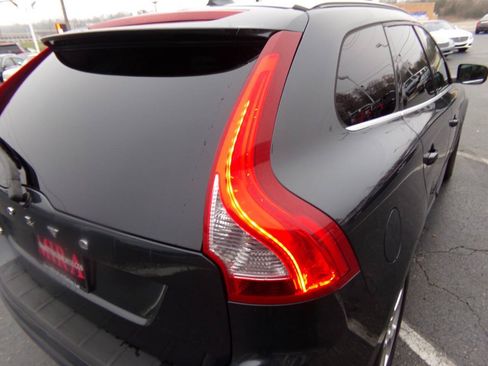 Used 2013 Volvo XC60 3.2 FWD image 38