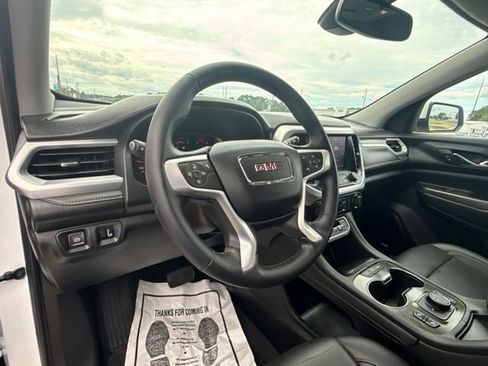 Used 2023 GMC Acadia SLT FWD image 19