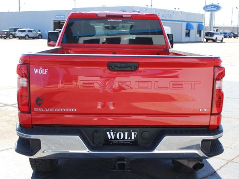 Used 2021 Chevrolet Silverado 3500 LT w/ Convenience Package image 5