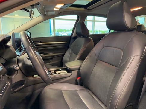 Used 2023 Nissan Altima 2.5 SL AWD/4WD image 19