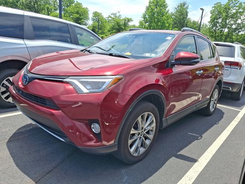 Used 2018 Toyota RAV4 Limited w/ Advanced Technology Package AWD/4WD image 2
