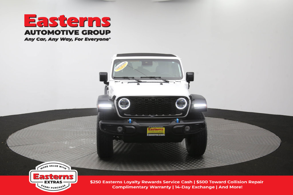 Used 2024 Jeep Wrangler Unlimited AWD/4WD image 57