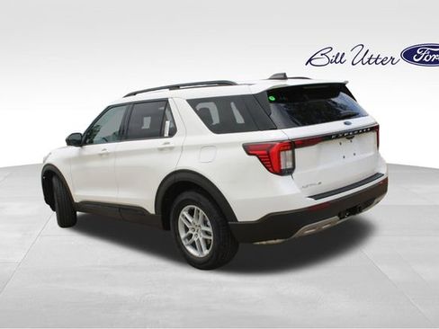 New 2026 Ford Explorer Active image 4