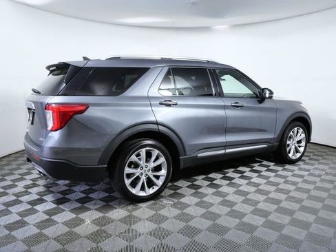 Certified 2021 Ford Explorer Platinum w/ Equipment Group 601A AWD/4WD image 8