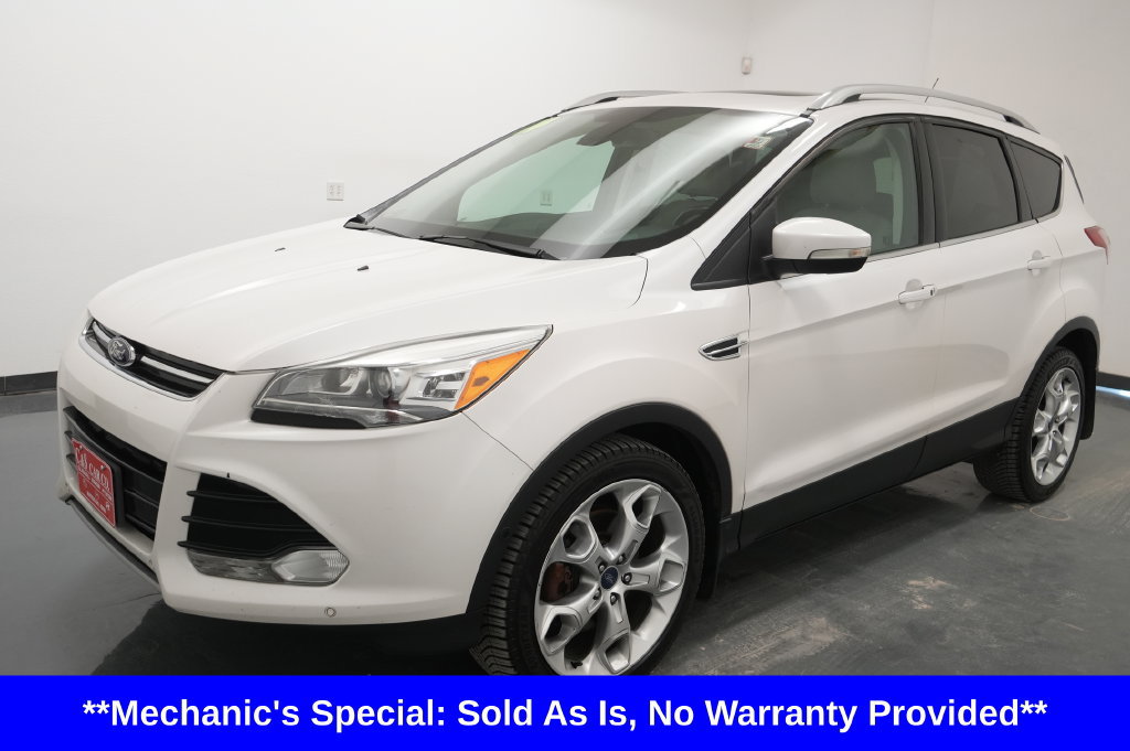 Used 2014 Ford Escape Titanium w/ Equipment Group 401A AWD/4WD image 3