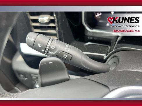New 2026 GMC Sierra 1500 Elevation w/ Elevation Premium Package AWD/4WD image 17