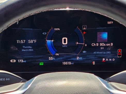 Used 2025 Chevrolet Equinox EV LT w/ Convenience Package image 26