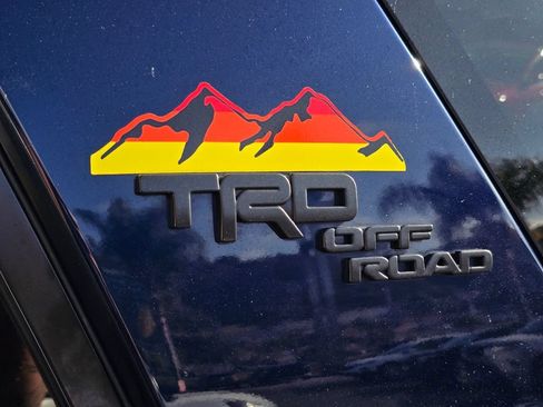 Used 2022 Toyota 4Runner TRD Off-Road Premium w/ Moonroof Package AWD/4WD image 14