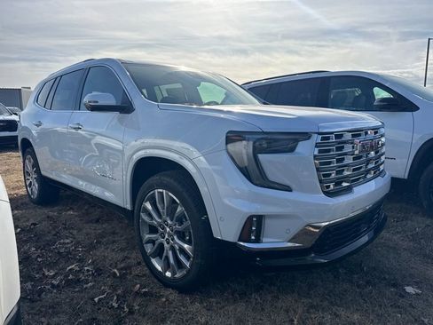 New 2026 GMC Acadia Denali w/ Super Cruise Package image 2