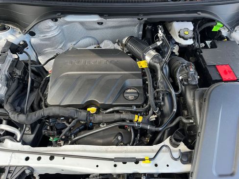 Used 2025 Buick Envista Sport Touring image 30