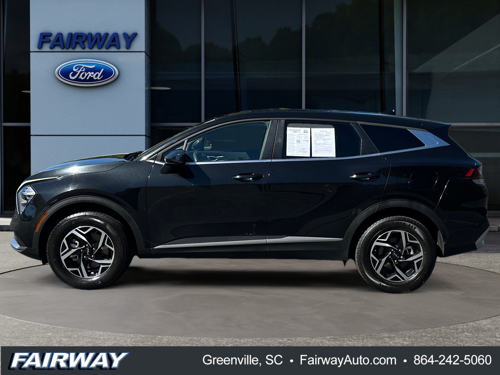 Used 2023 Kia Sportage LX AWD/4WD image 8