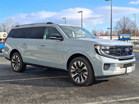 New 2025 Ford Expedition Max Platinum w/ Driver's Package image 2