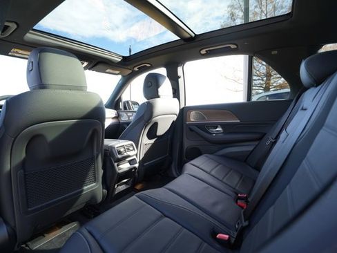 Certified 2025 Mercedes-Benz GLE 580 4MATIC image 45