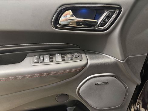 Used 2025 Dodge Durango GT AWD/4WD image 15