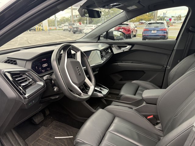 Used 2023 Audi Q4 e-tron Prestige AWD/4WD image 5